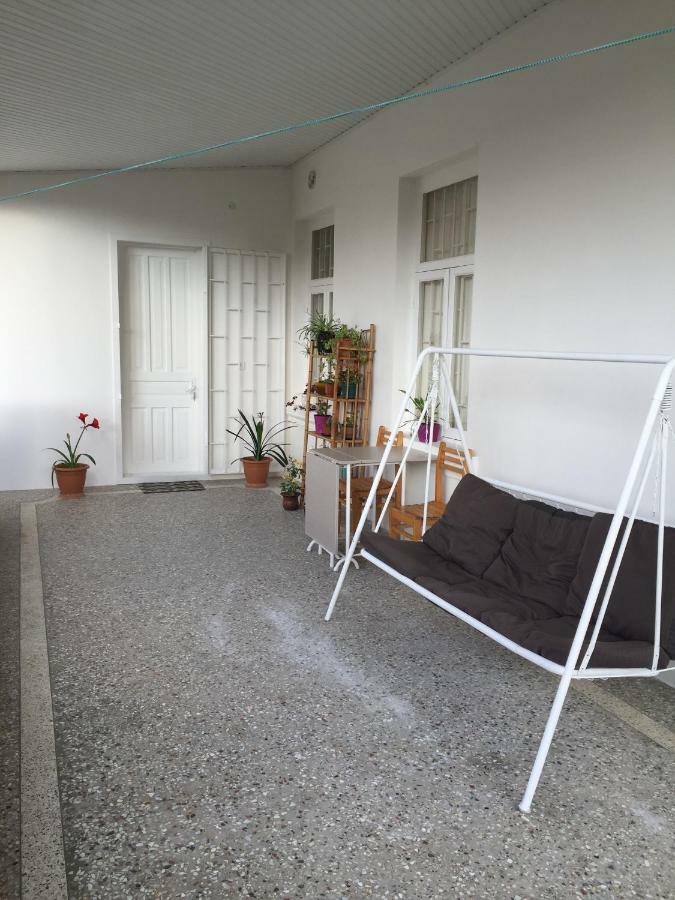 Host N1 Apartment Kutaisi Exterior photo